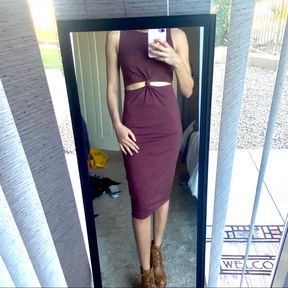 Maroon cut-out dress